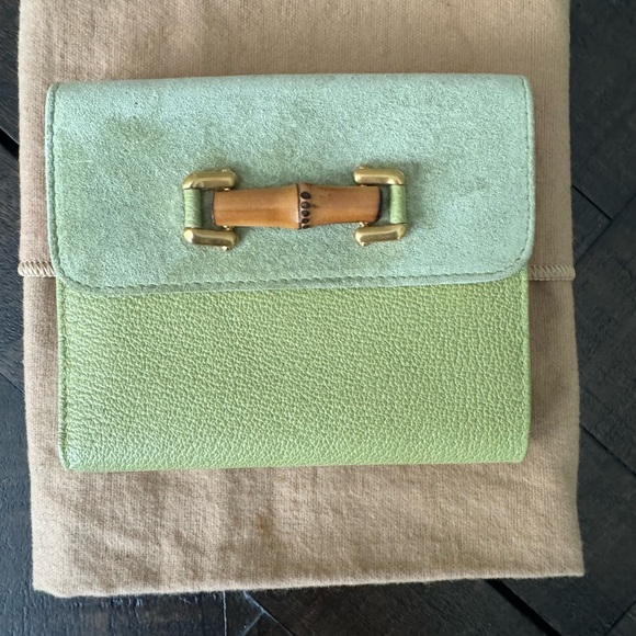 Gucci compact wallet - Picture 1 of 6